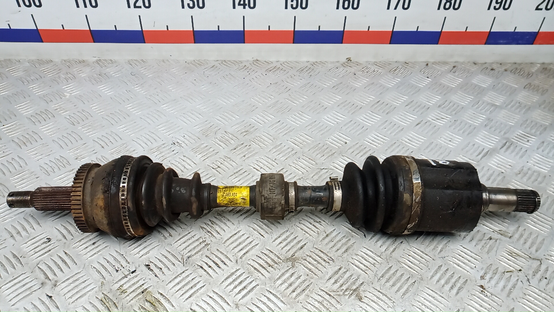 Полуось передняя левая