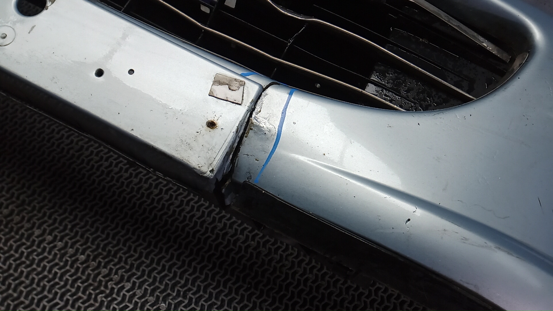 Бампер передний