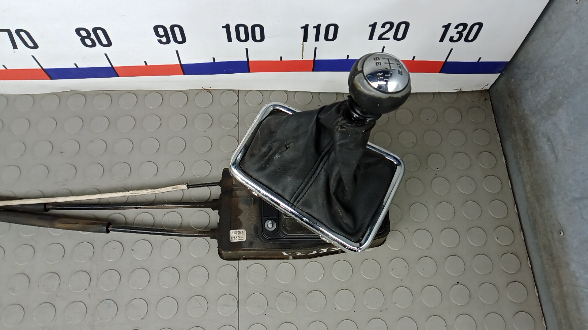 Кулиса МКПП / АКПП