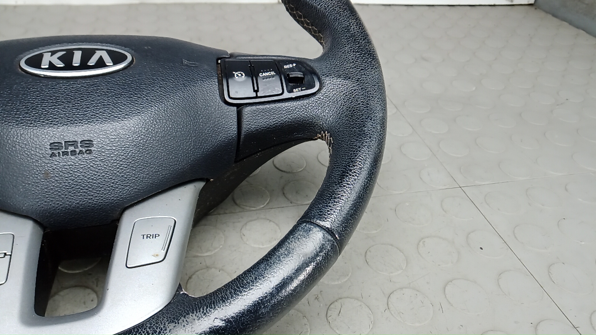 Рулевое колесо (руль)