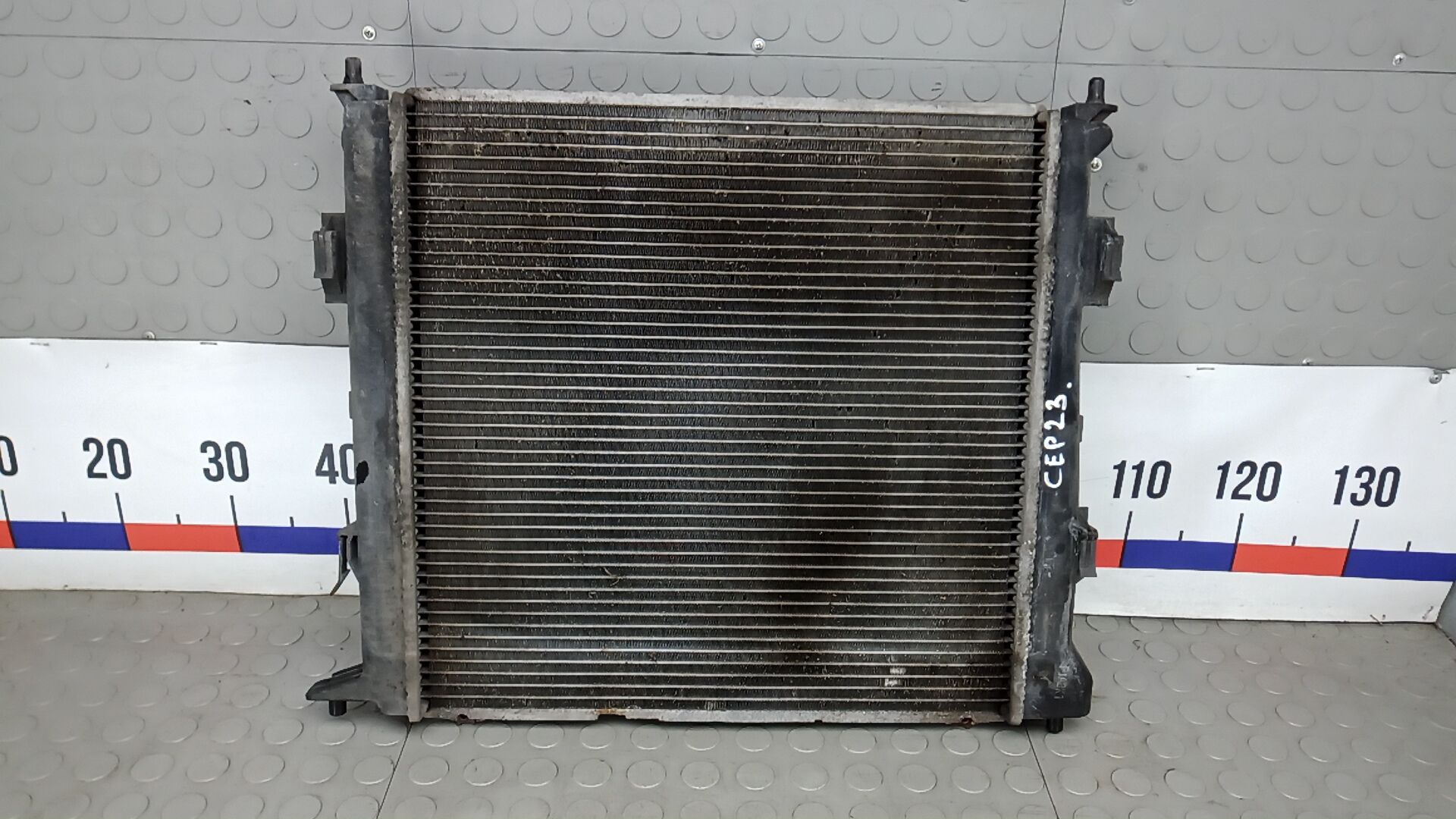 Радиатор охлаждения двигателя основной