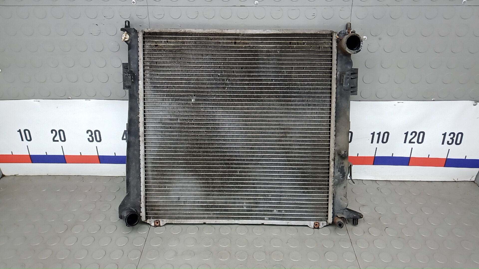 Радиатор охлаждения двигателя основной