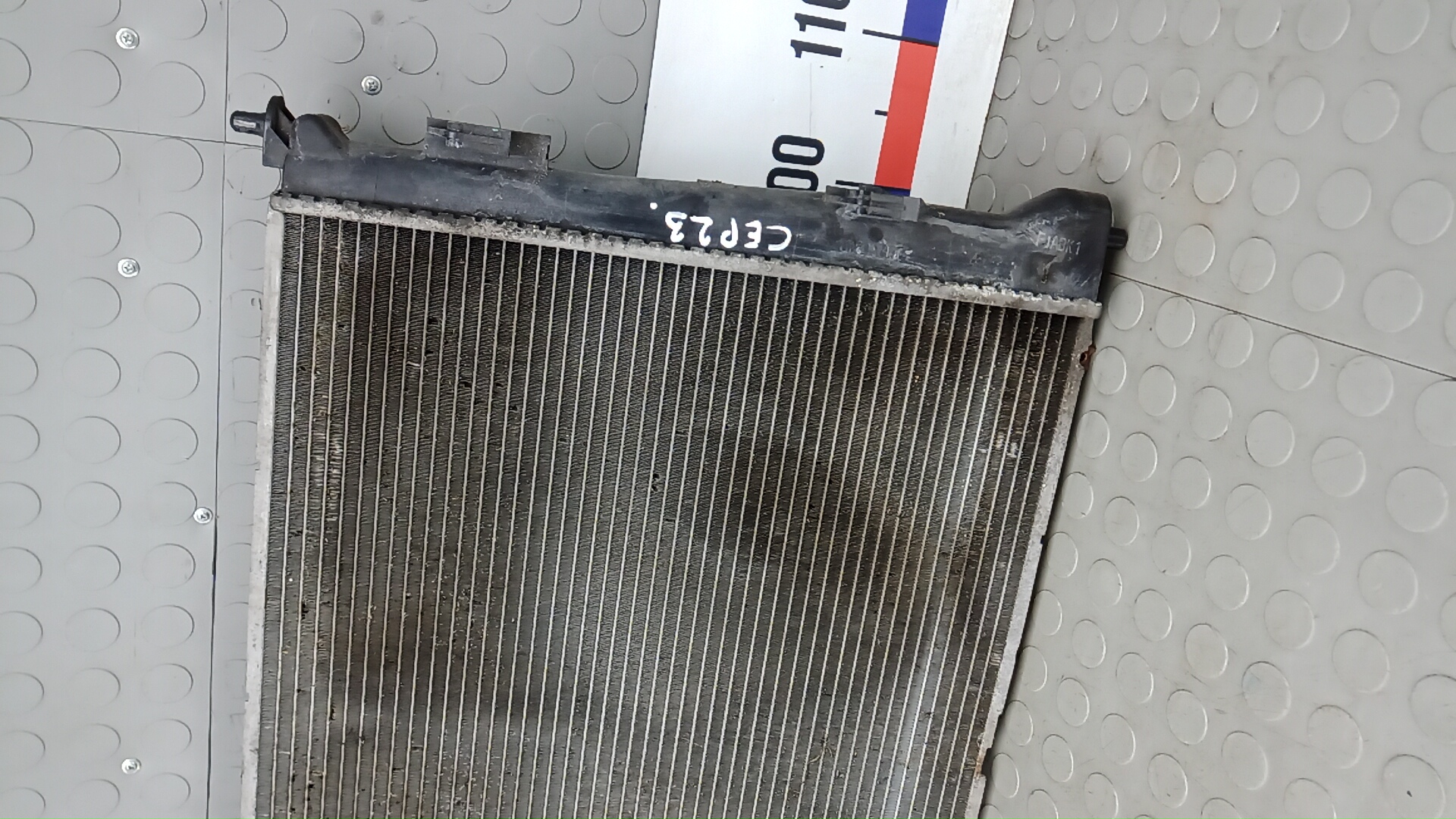 Радиатор охлаждения двигателя основной