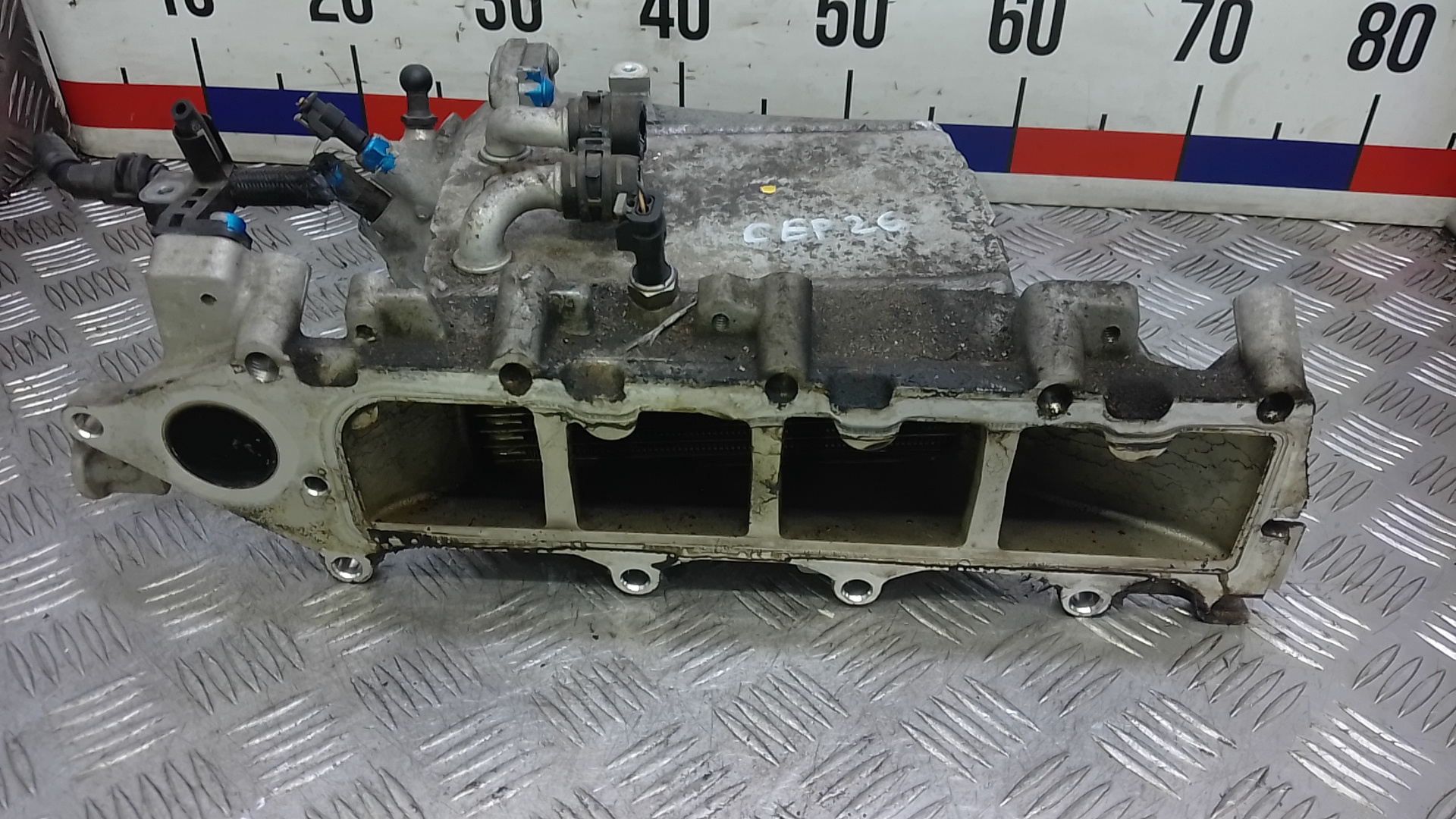 Коллектор впускной