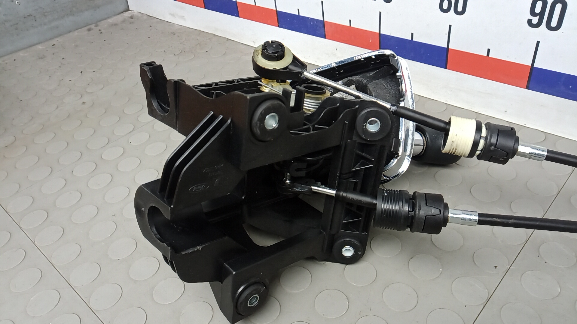 Кулиса МКПП / АКПП