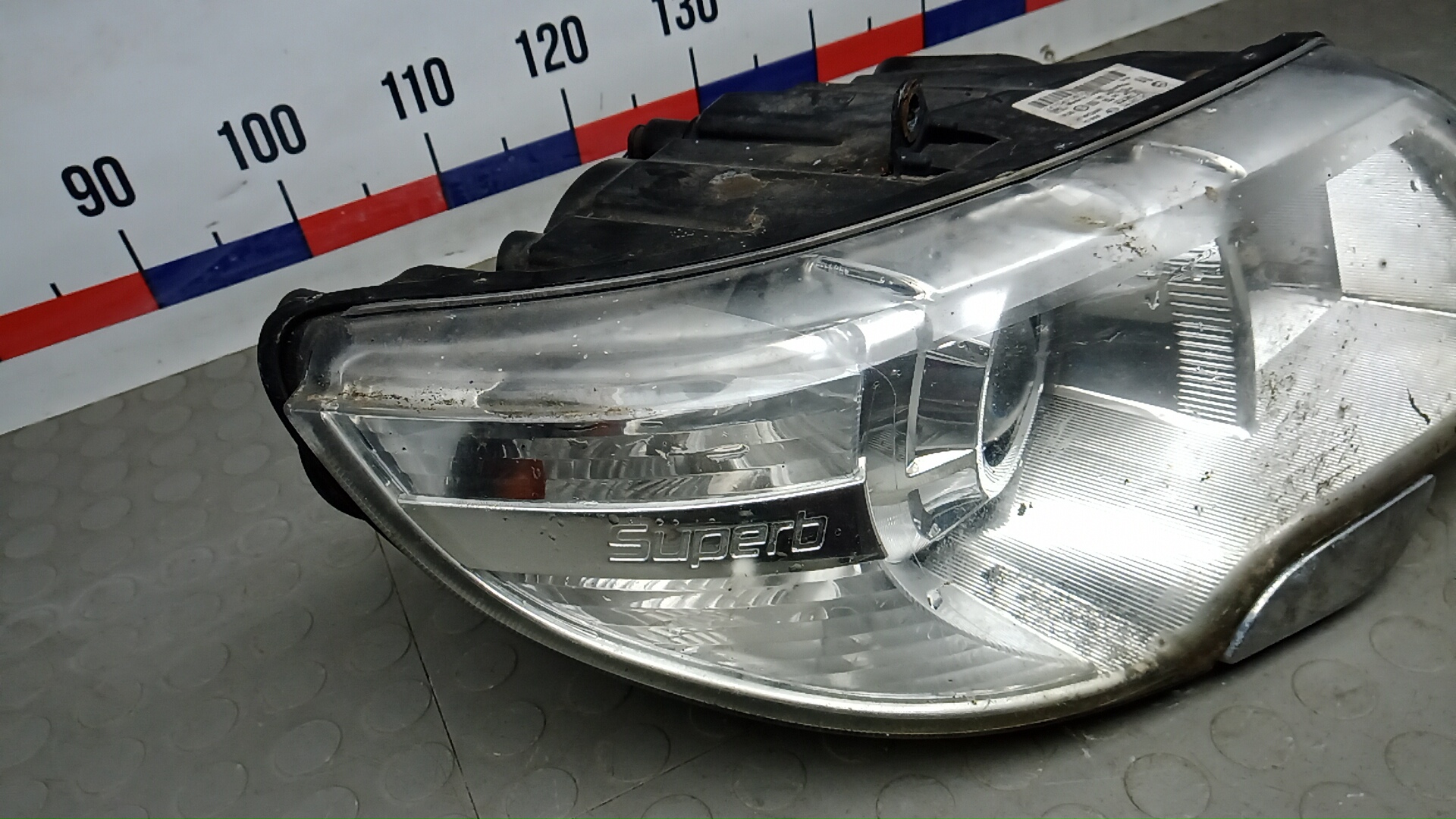 Фара правая