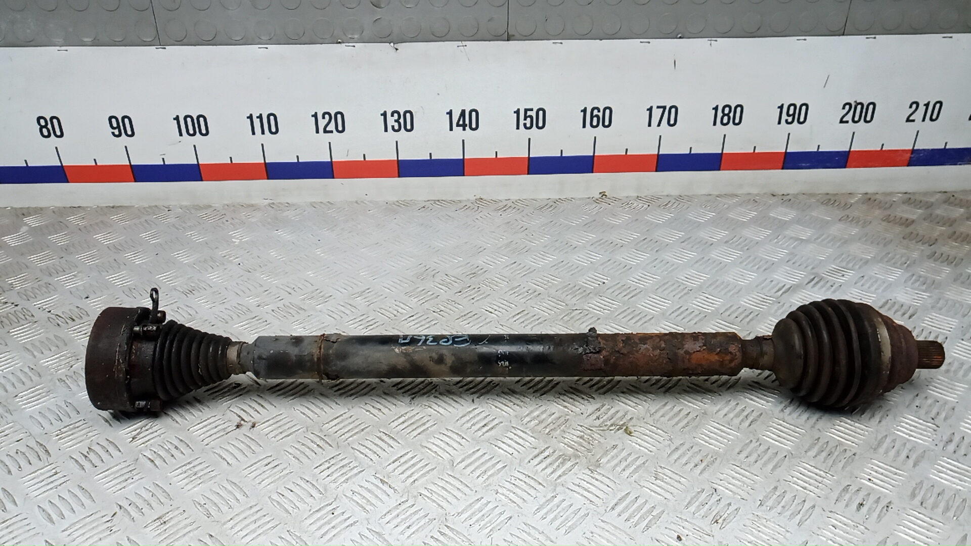 Полуось передняя правая