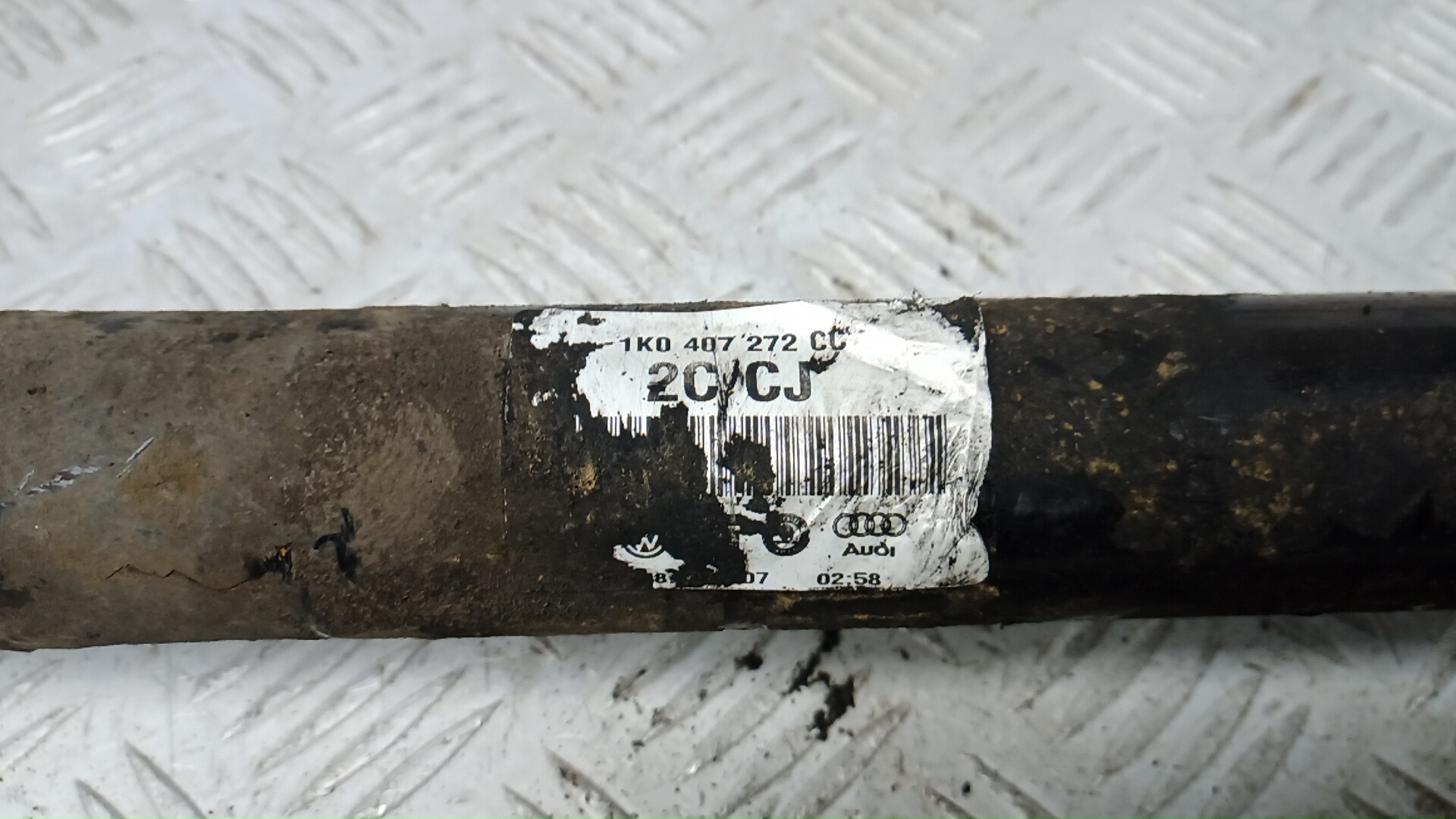 Полуось передняя правая