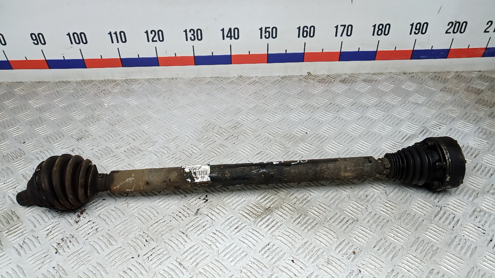 Полуось передняя правая