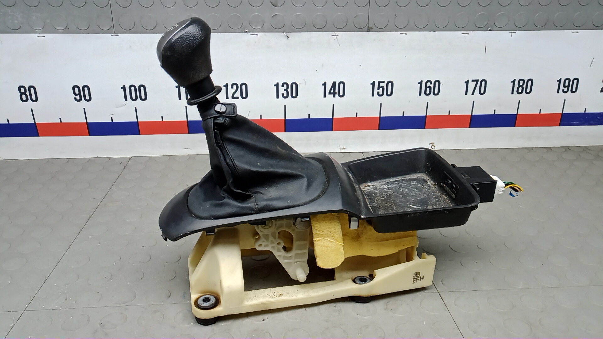 Кулиса МКПП / АКПП