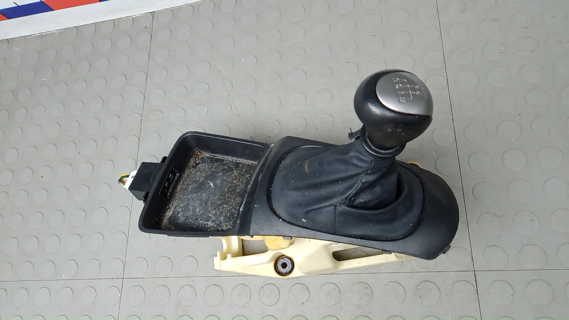 Кулиса МКПП / АКПП