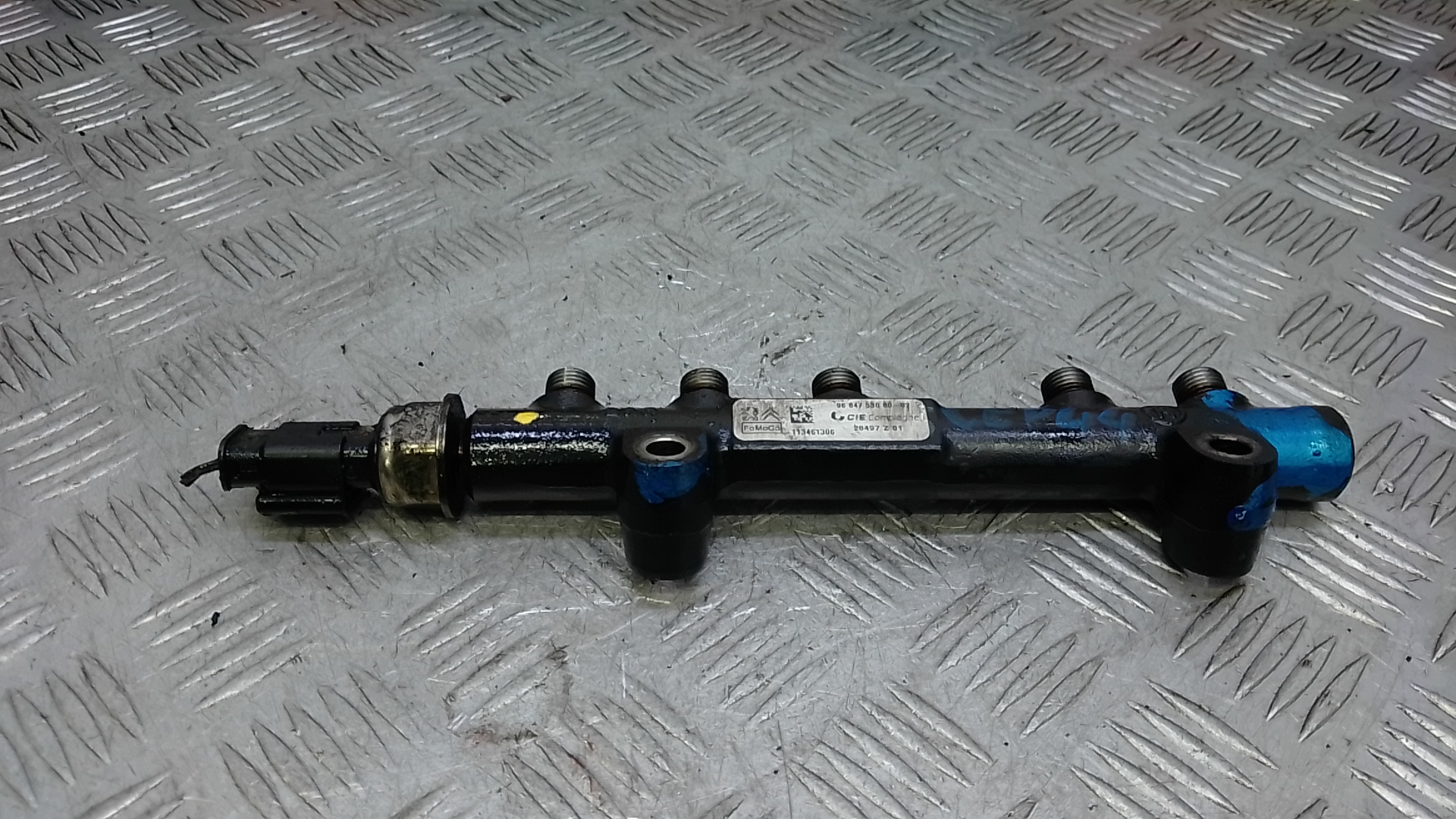 Рейка топливная (рампа)