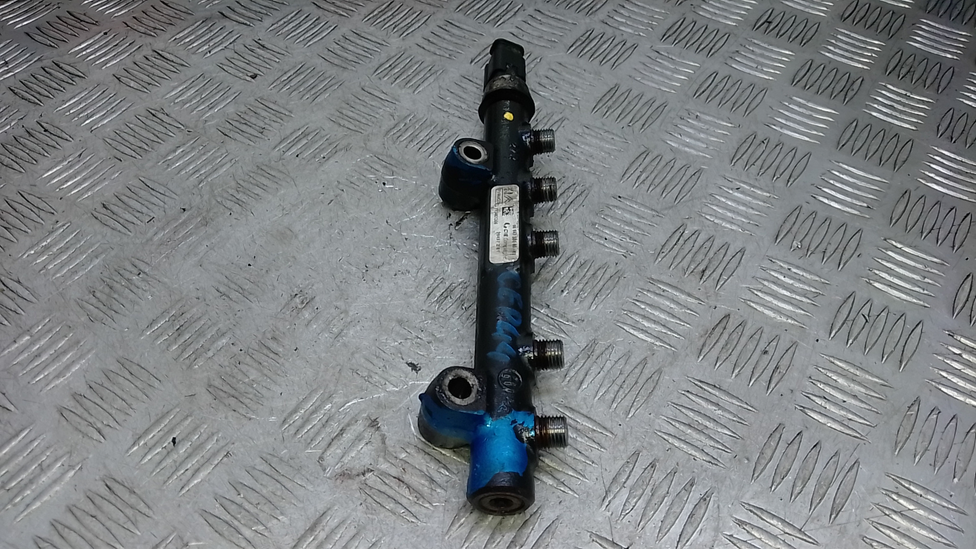 Рейка топливная (рампа)