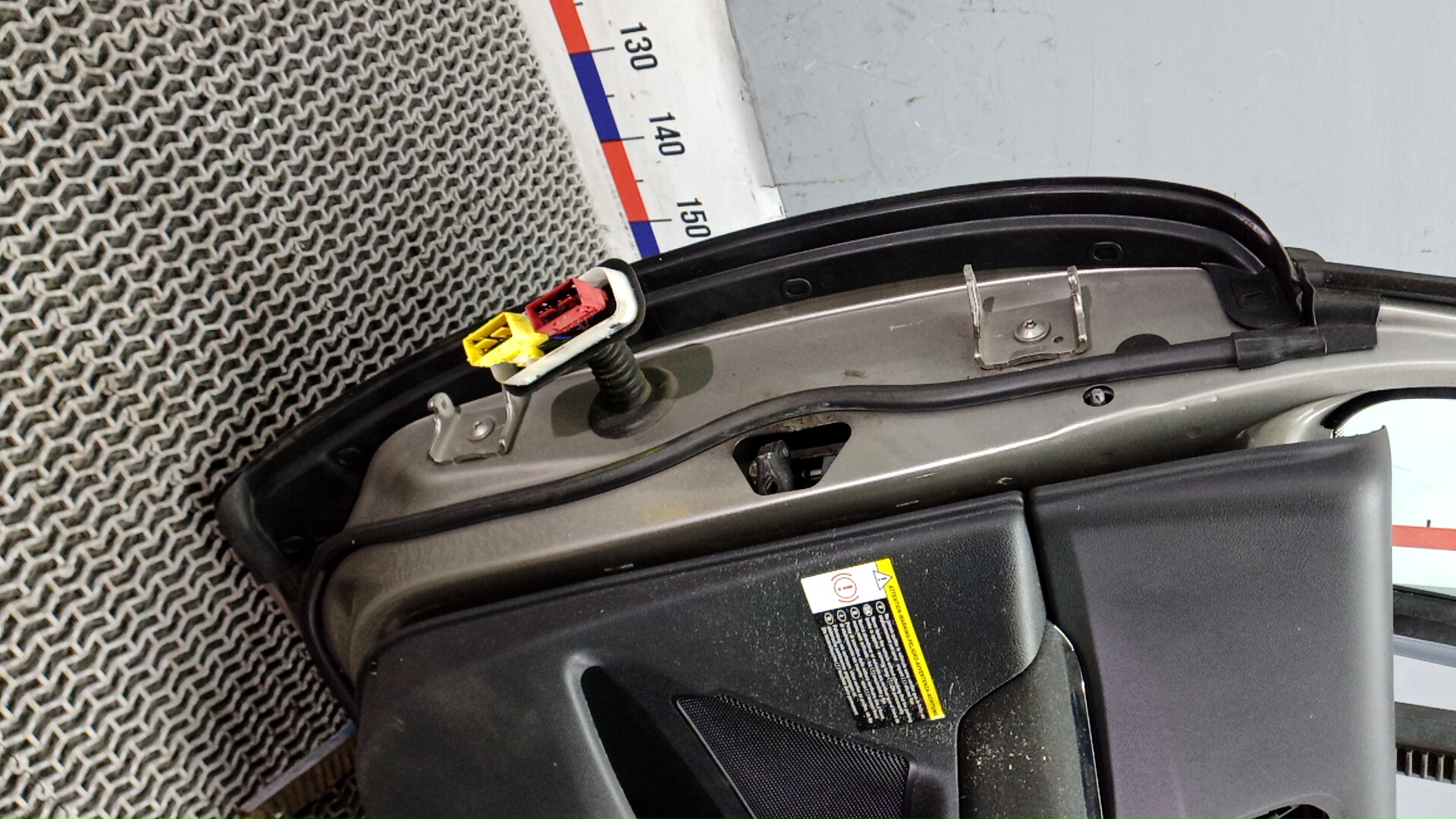 Дверь передняя правая