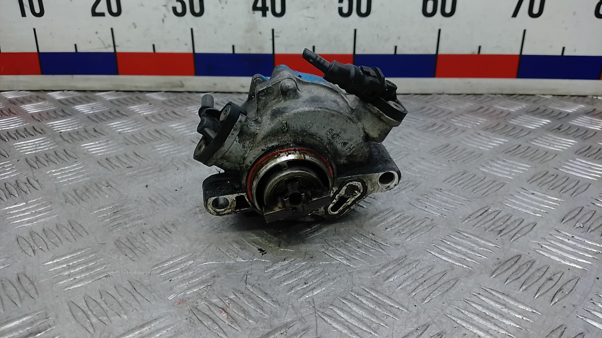 Насос вакуумный