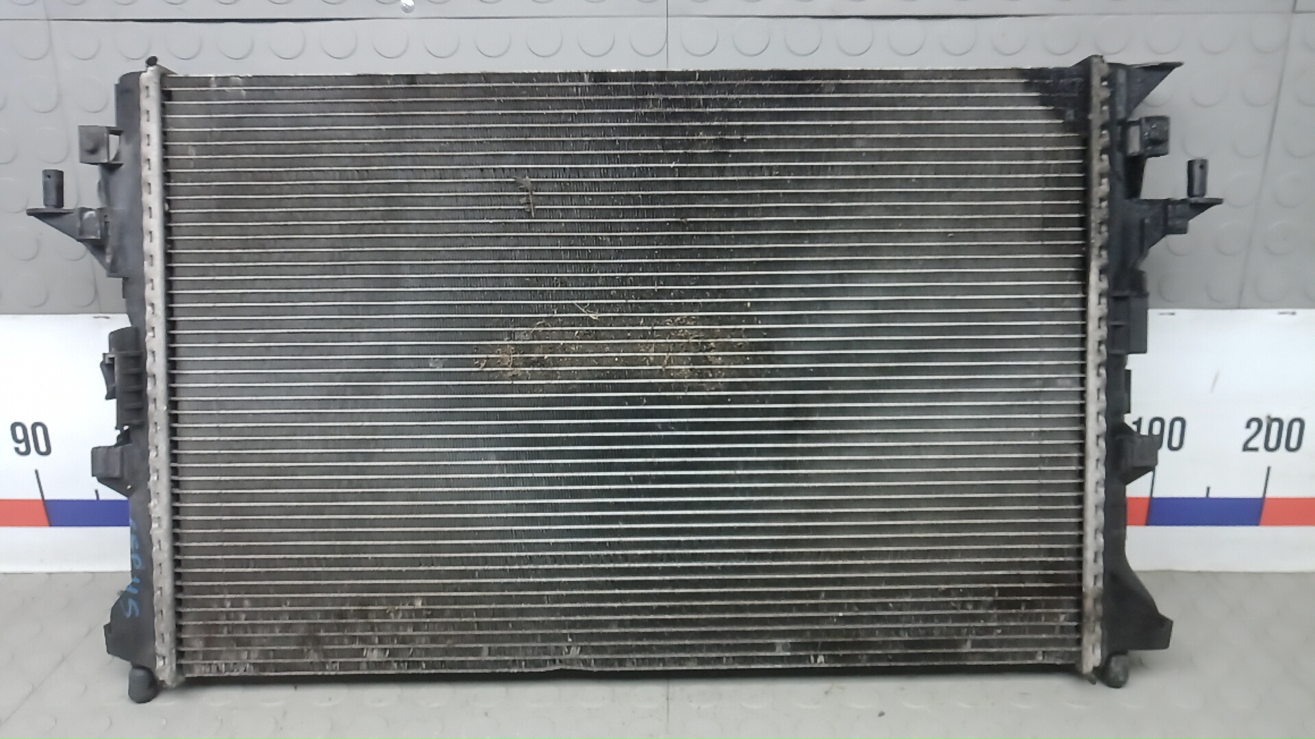 Радиатор охлаждения двигателя основной