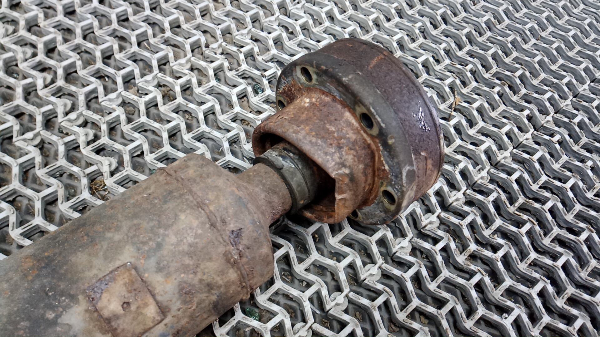 Вал карданный