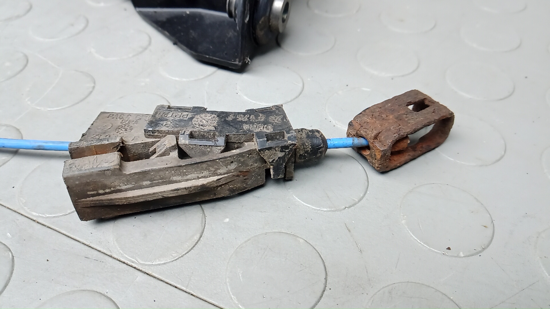 Моторчик стояночного тормоза