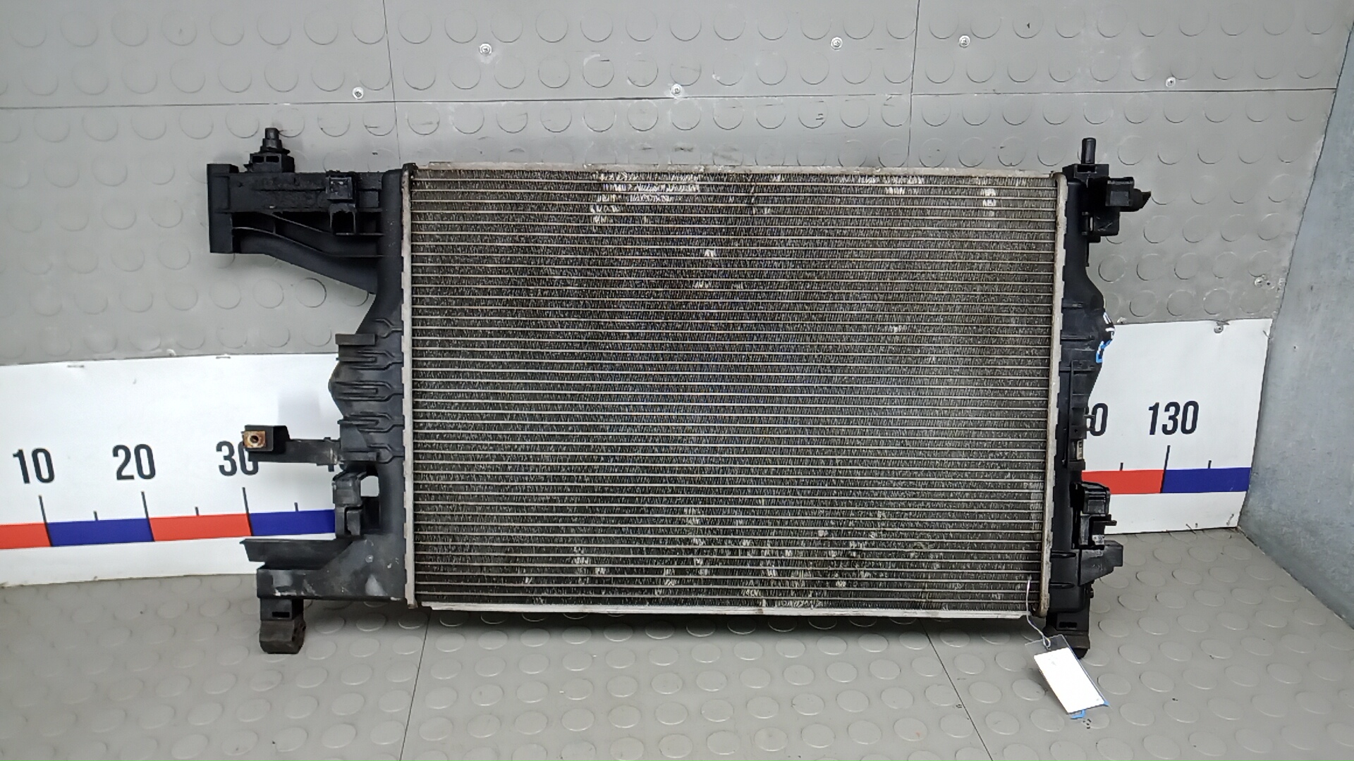 Радиатор охлаждения двигателя основной