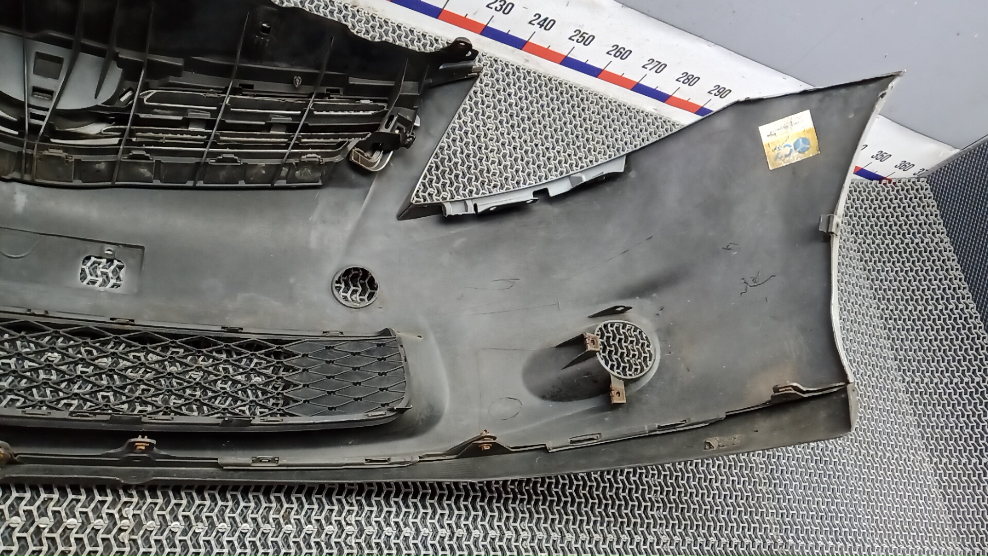 Бампер передний