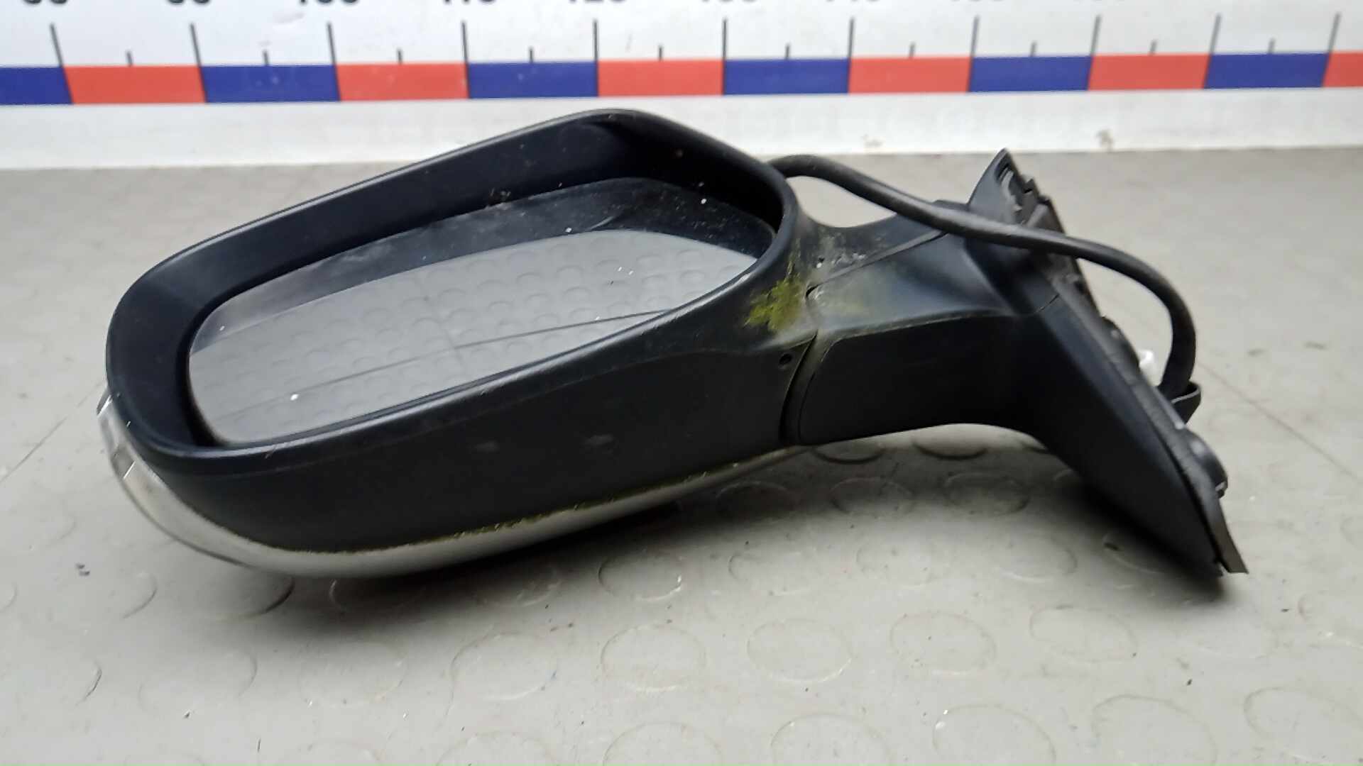 Зеркало левое электрическое