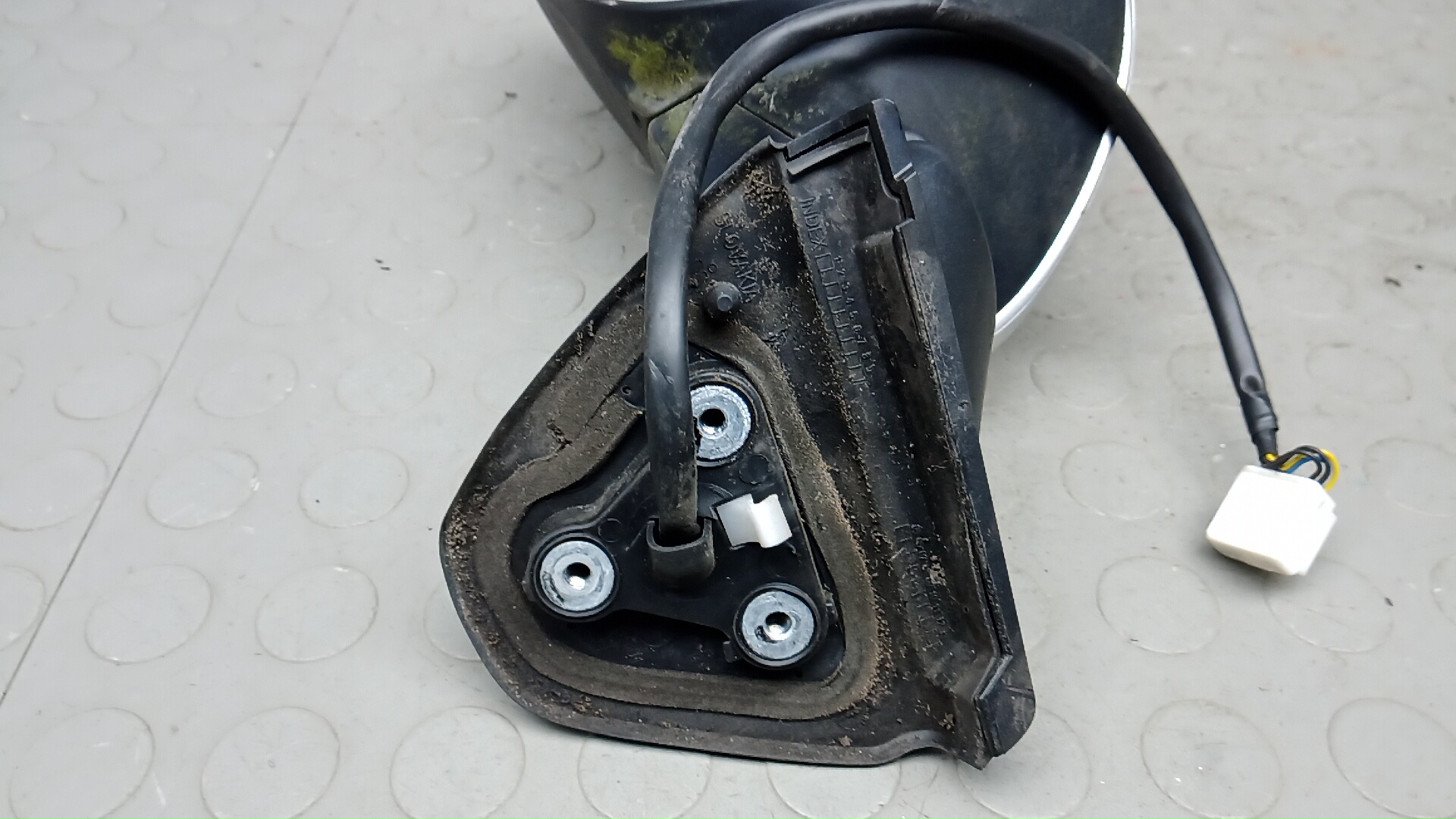 Зеркало левое электрическое