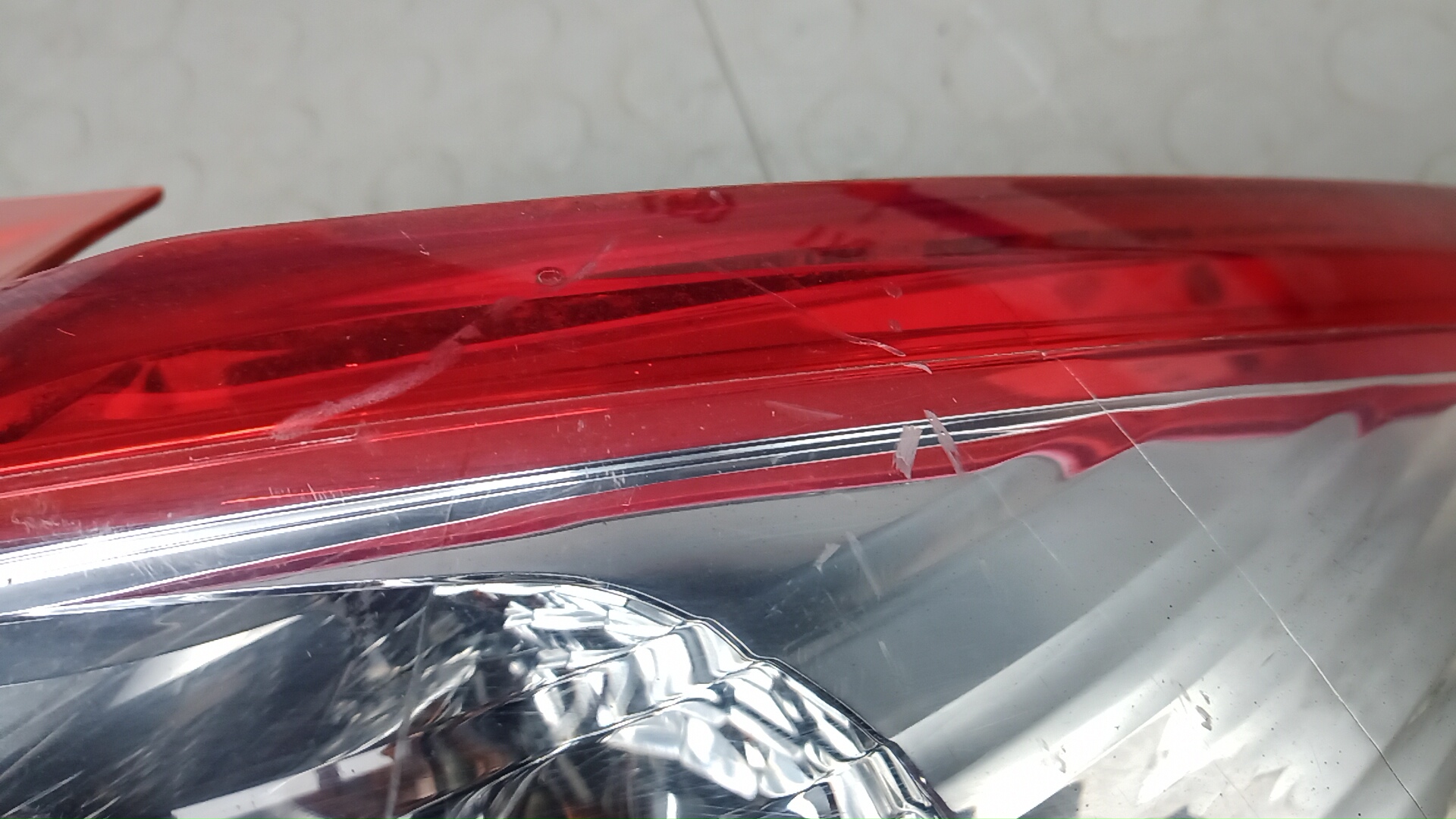 Фонарь задний правый