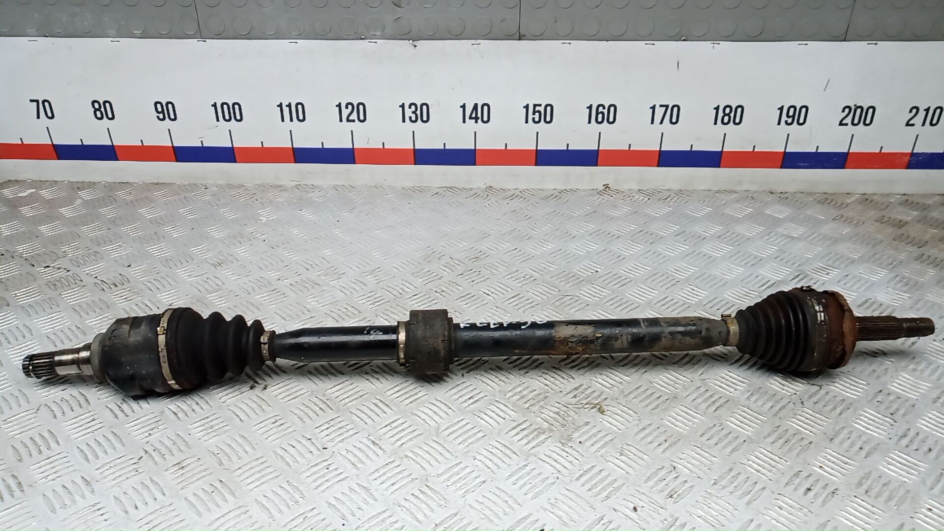 Полуось передняя правая