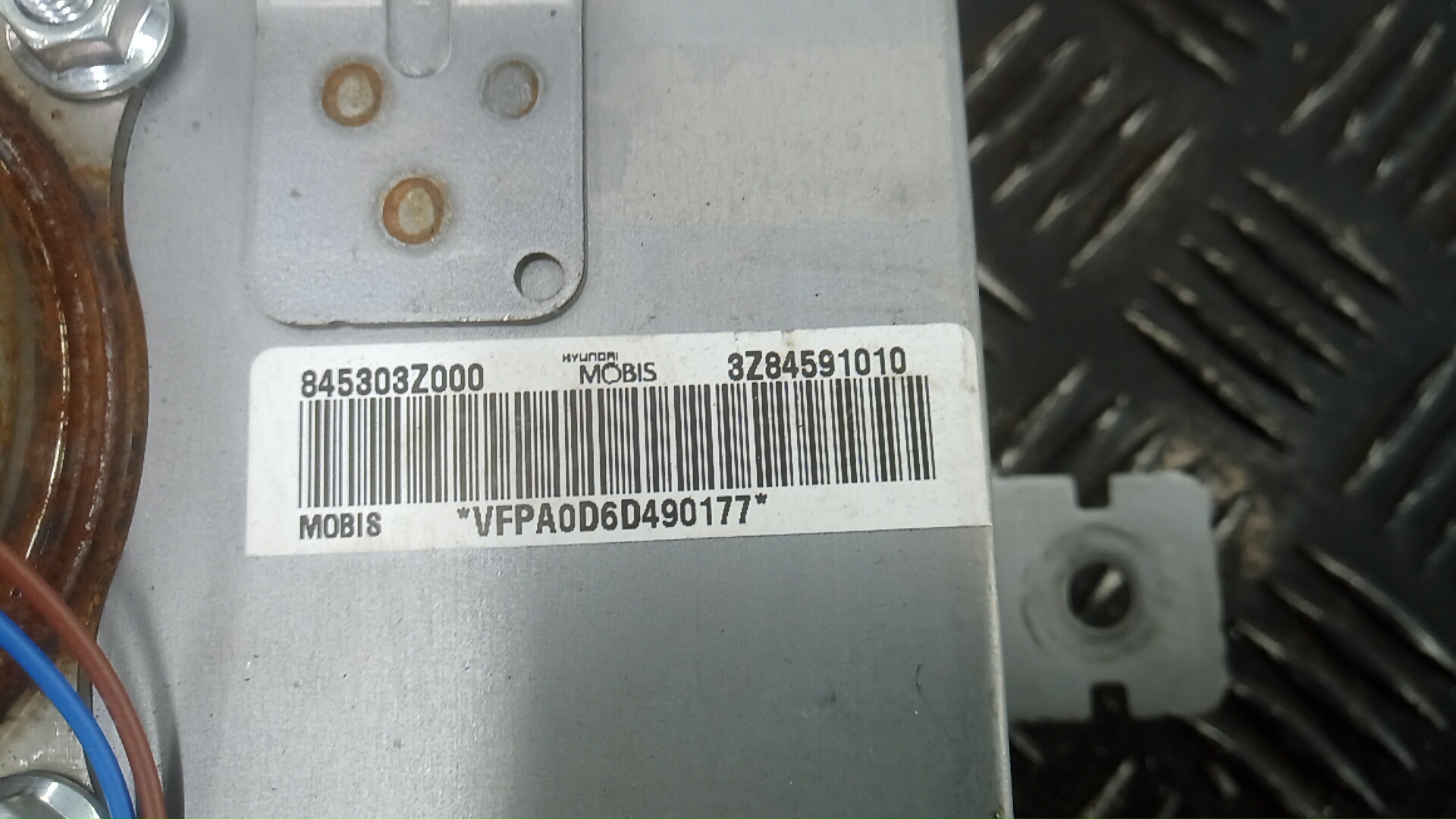 Подушка безопасности пассажирская (в торпедо)