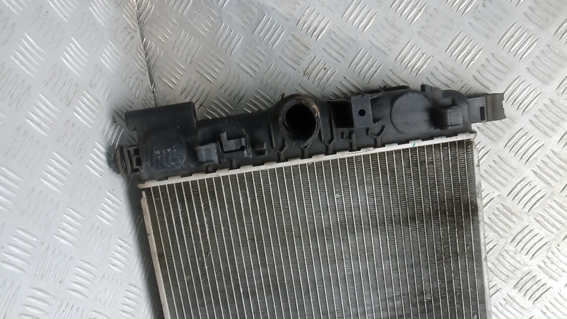 Радиатор охлаждения двигателя основной