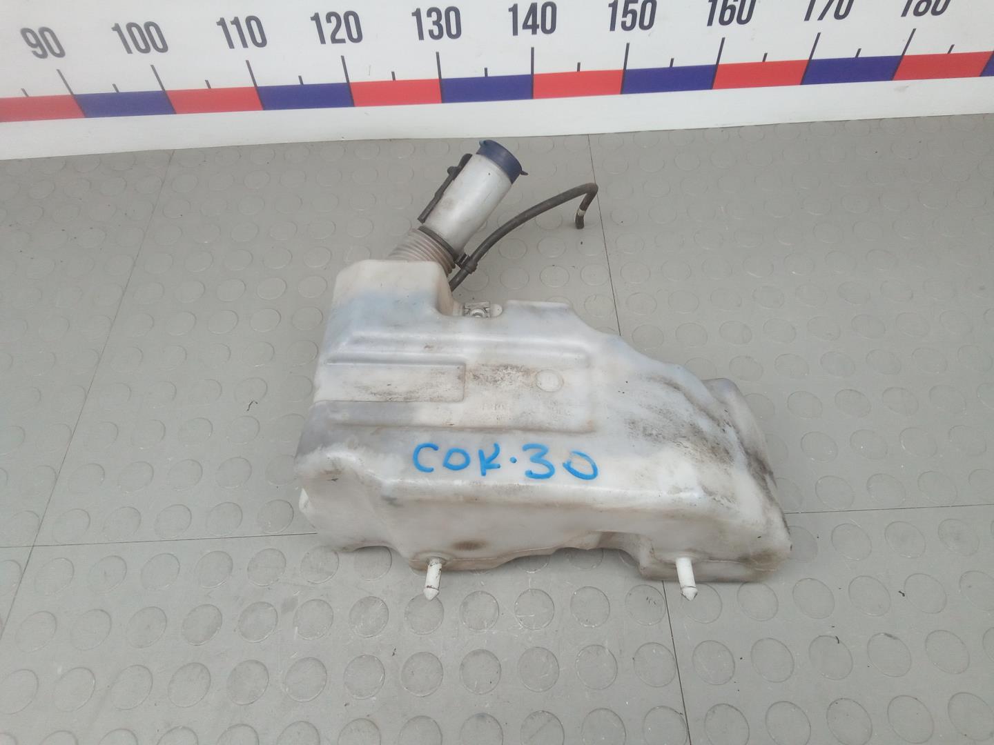Бачок омывателя лобового стекла