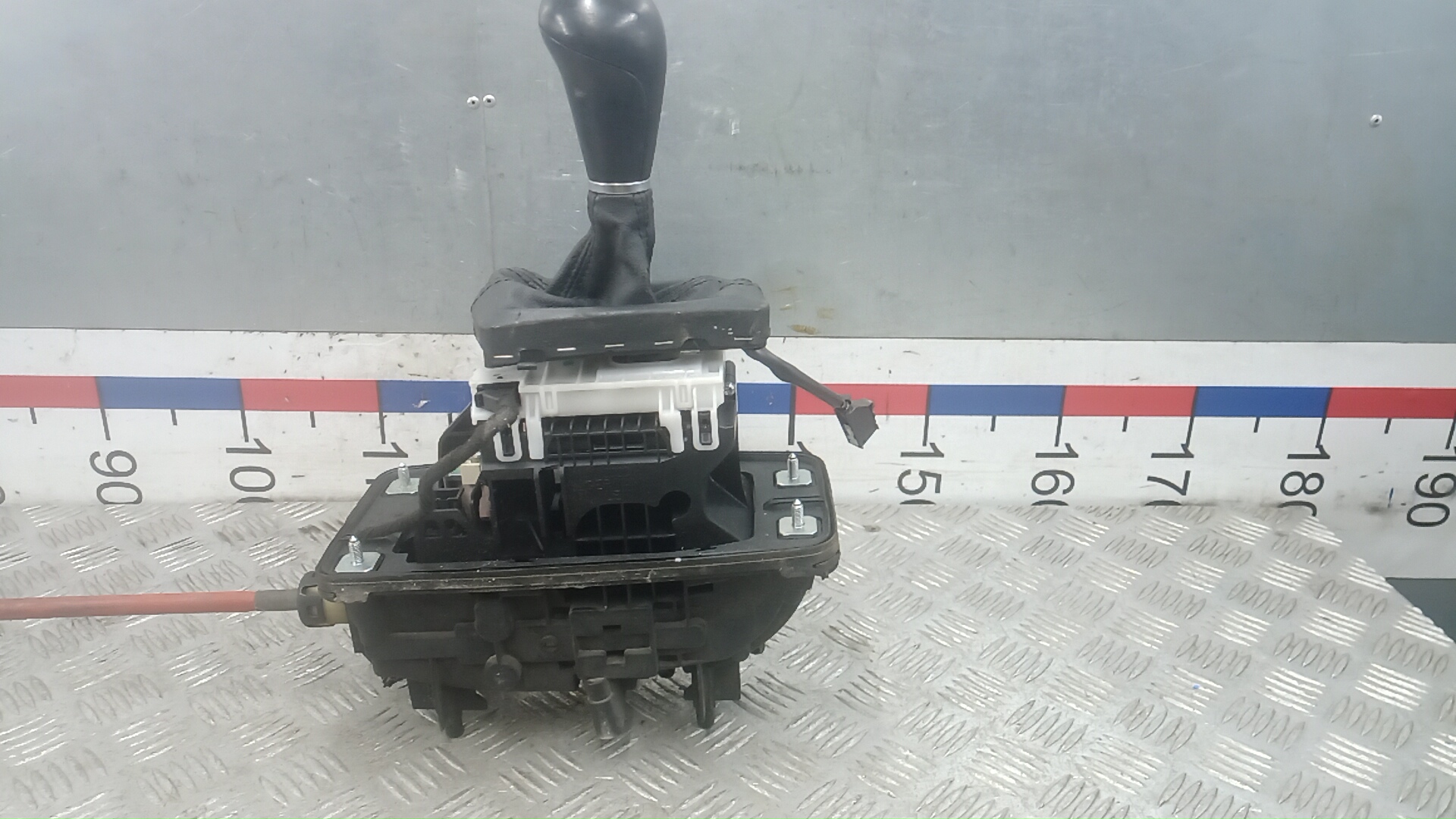 Кулиса МКПП / АКПП