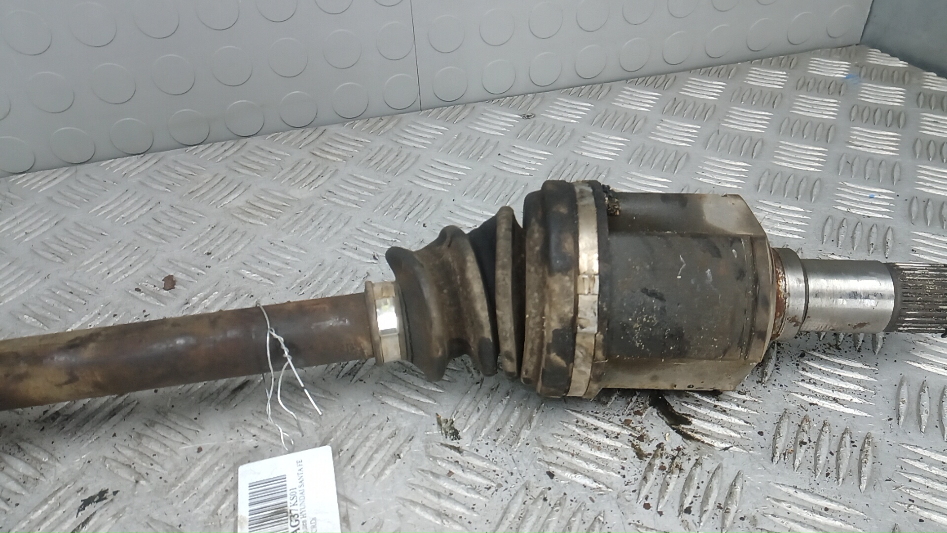 Полуось передняя левая