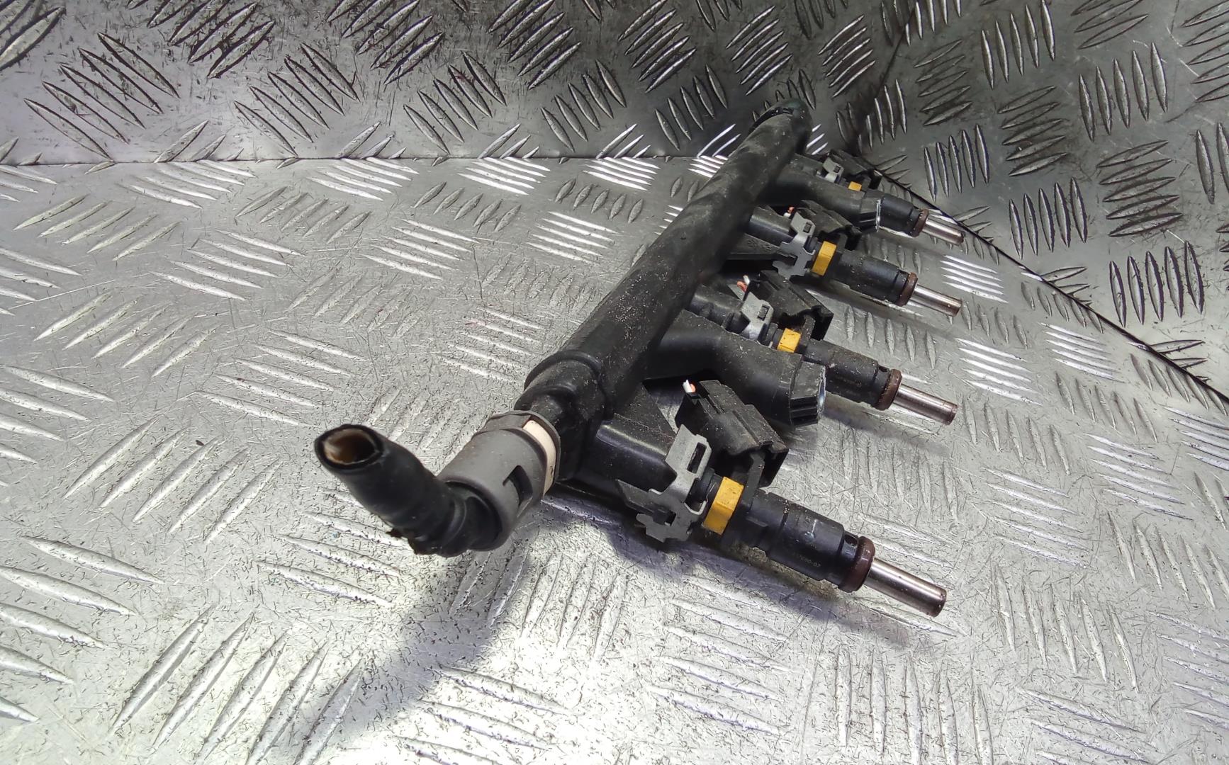 Рейка топливная (рампа)