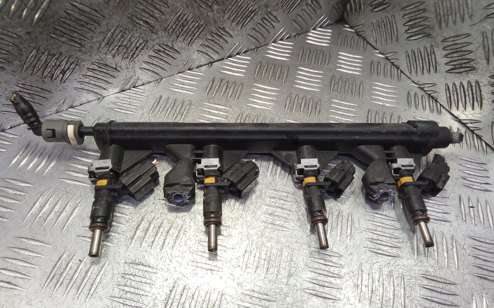 Рейка топливная (рампа)