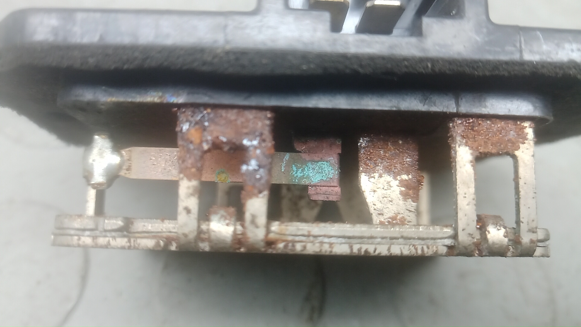 Резистор отопителя