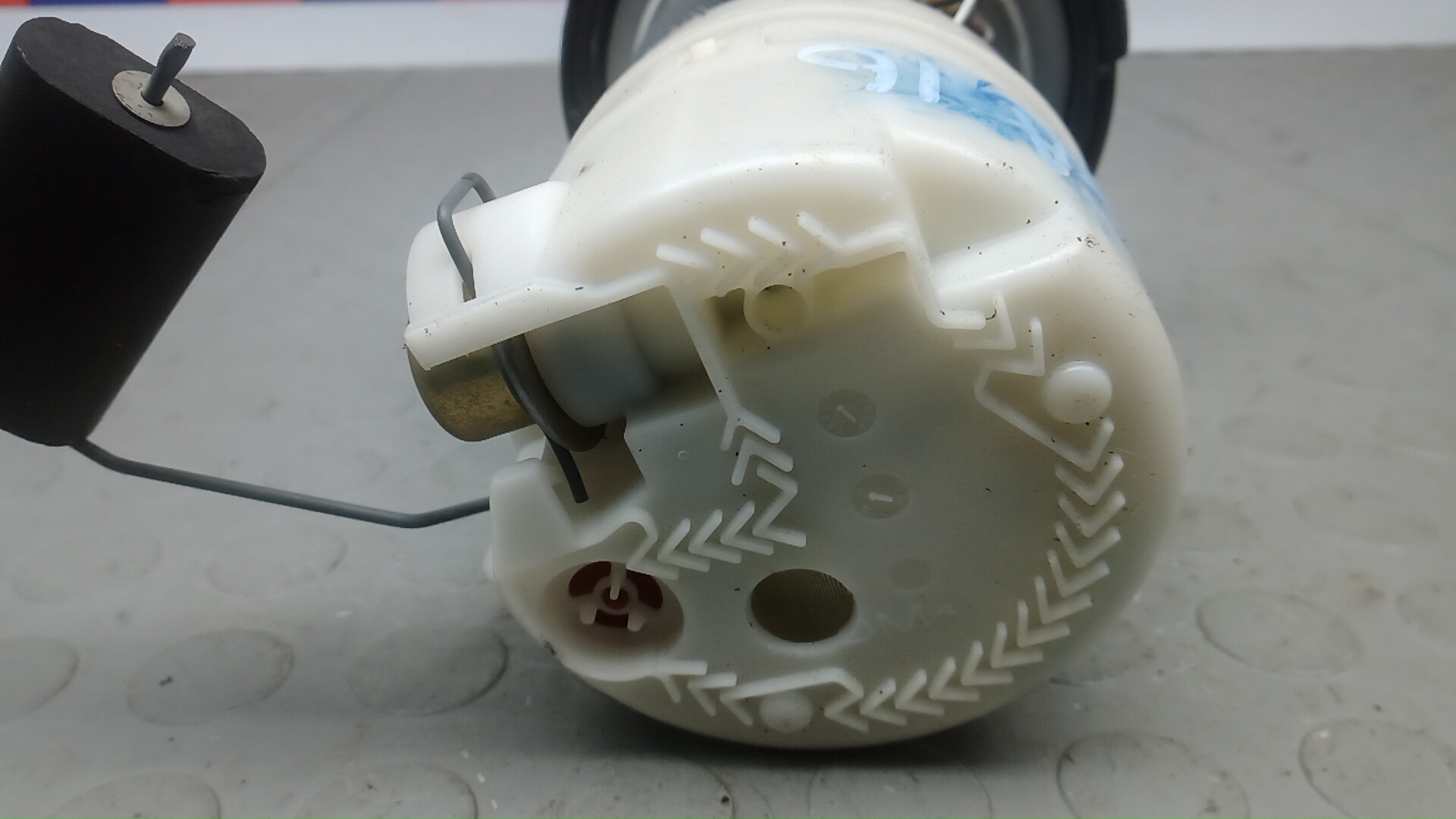 Насос топливный электрический