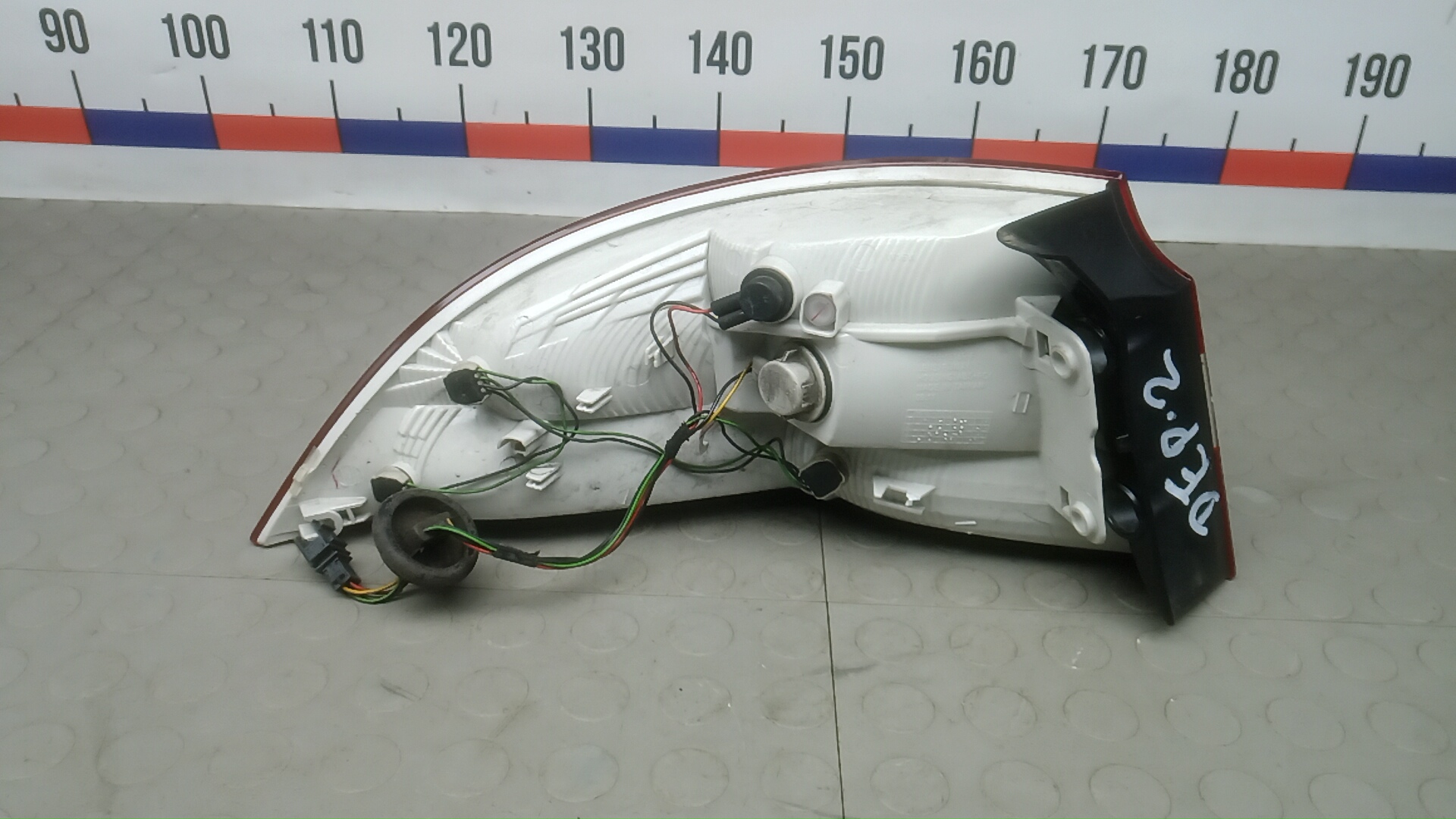 Фонарь задний правый