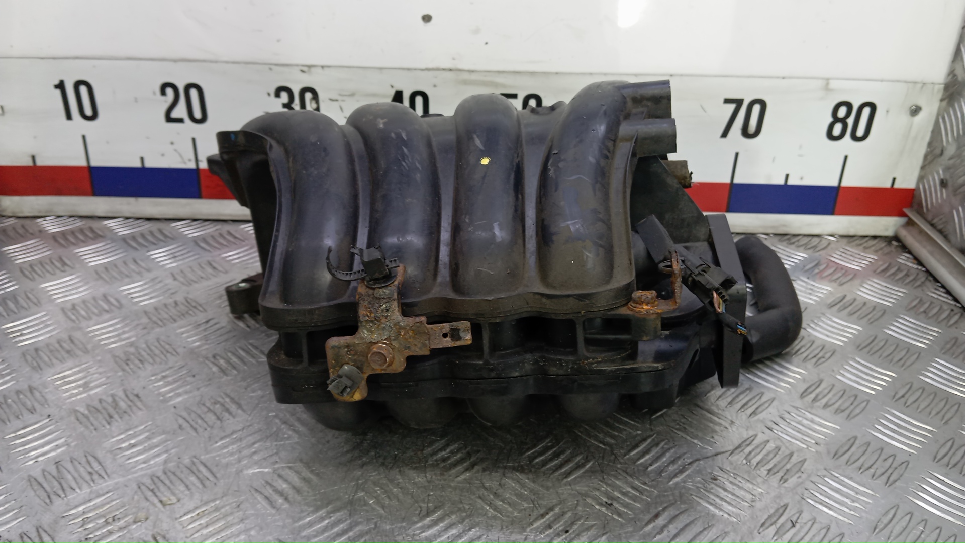 Коллектор впускной