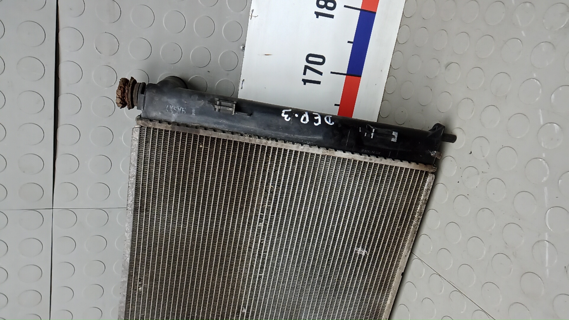 Радиатор охлаждения двигателя основной