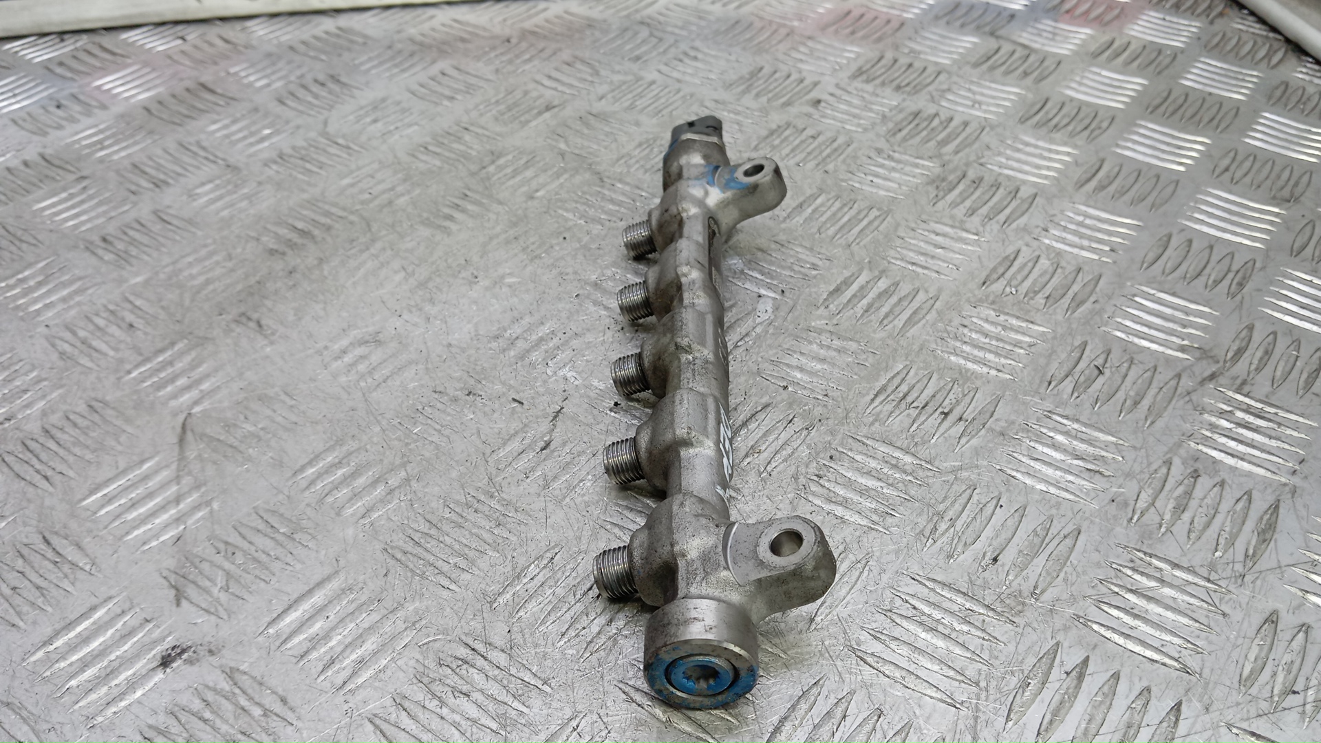 Рейка топливная (рампа)