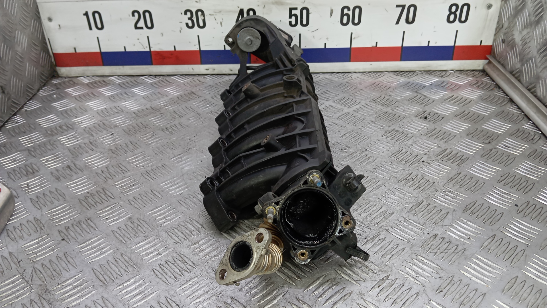 Коллектор впускной