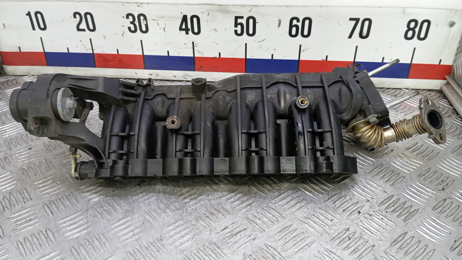 Коллектор впускной