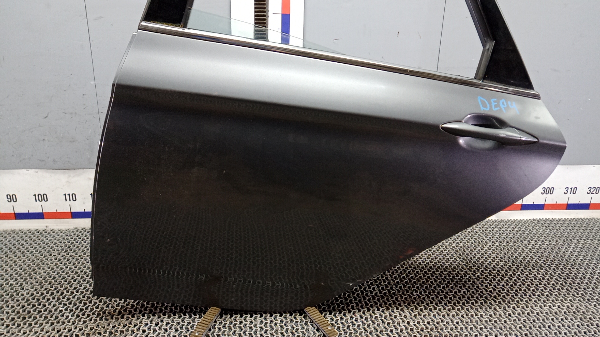 Дверь задняя левая