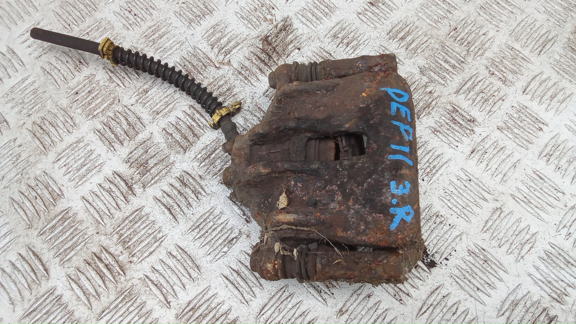 Суппорт задний правый