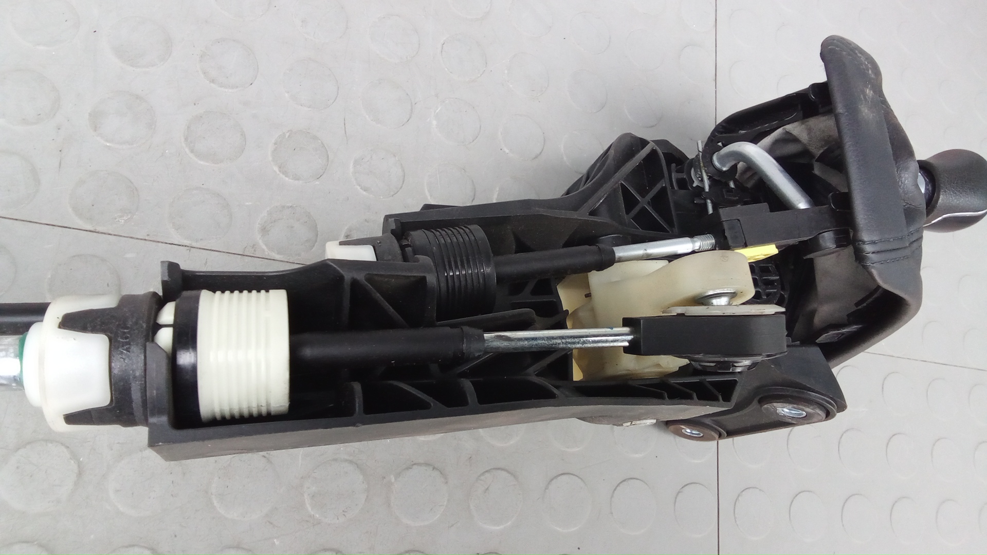 Кулиса МКПП / АКПП