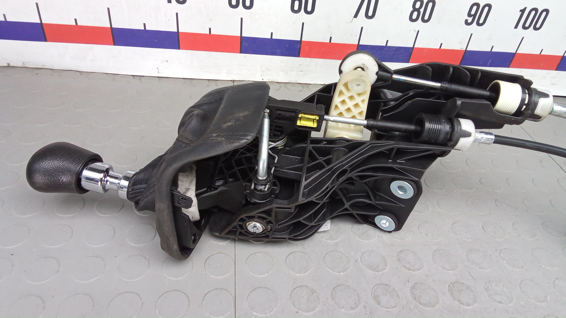 Кулиса МКПП / АКПП