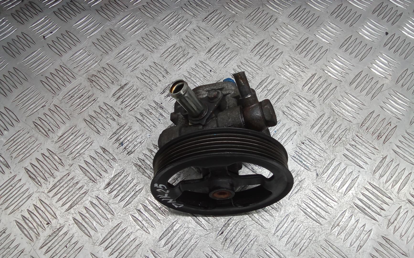 Насос ГУР (гидроусилитель руля)