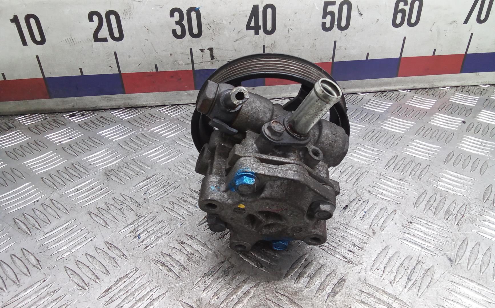 Насос ГУР (гидроусилитель руля)