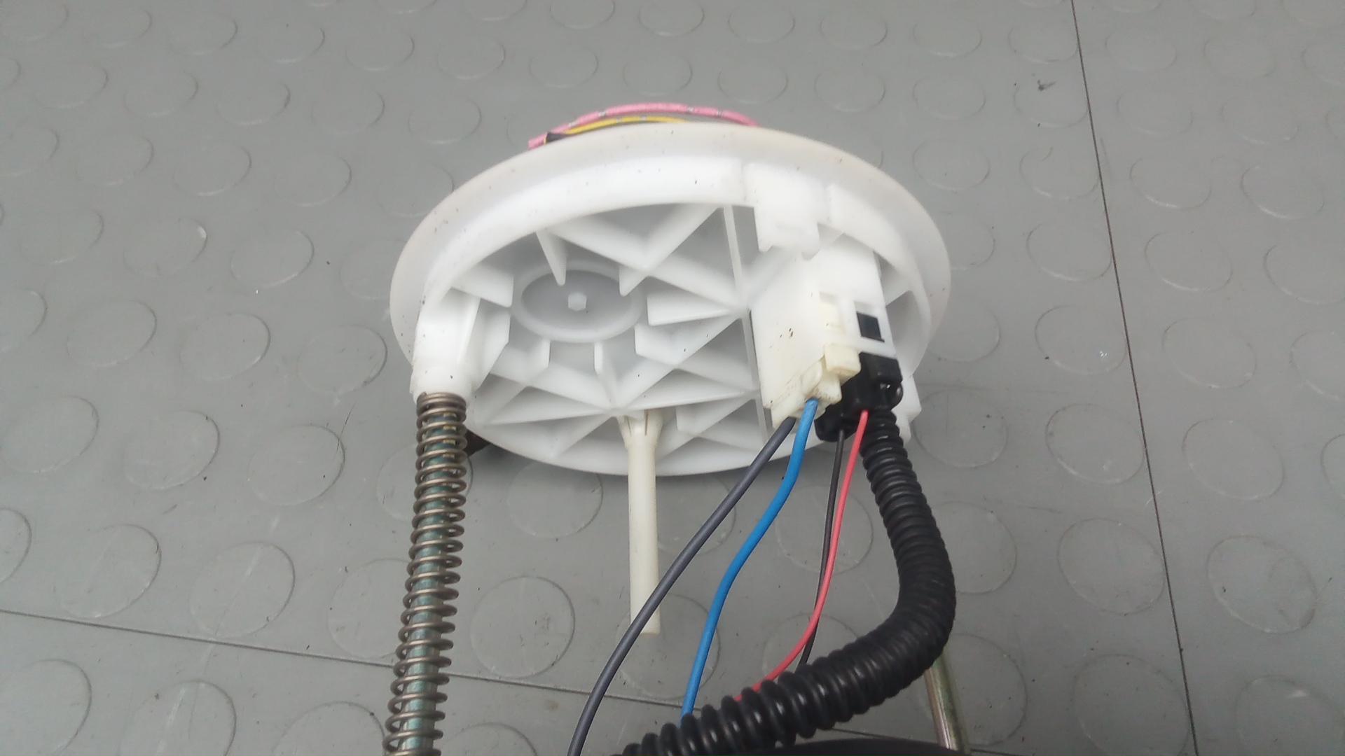 Насос топливный электрический